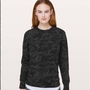 Lululemon Camo Scuba Crew size 14